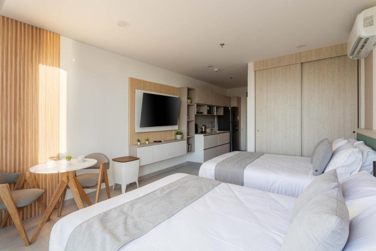 Piso 9, Vista Al Mar, Sierra Y Reserva Apartamento *