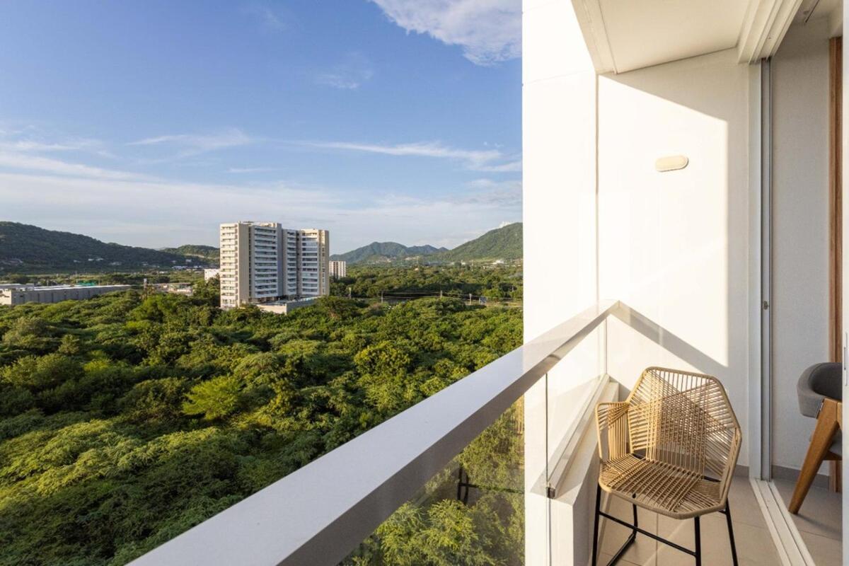 Piso 9, Vista Al Mar, Sierra Y Reserva * Santa Marta (Magdalena)
